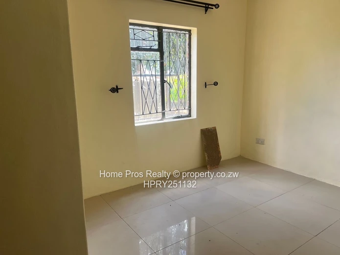 Mufakose House To Let