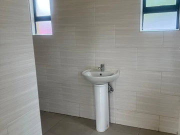 3 Bedroom Garden Flat