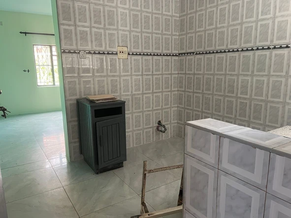 2 Bedroom Flat & Apartment