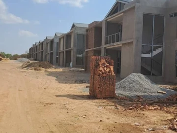 3 Bedroom Flat & Apartment